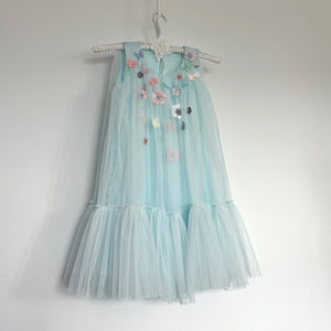 5-6 year light blue dress with whimsical applique